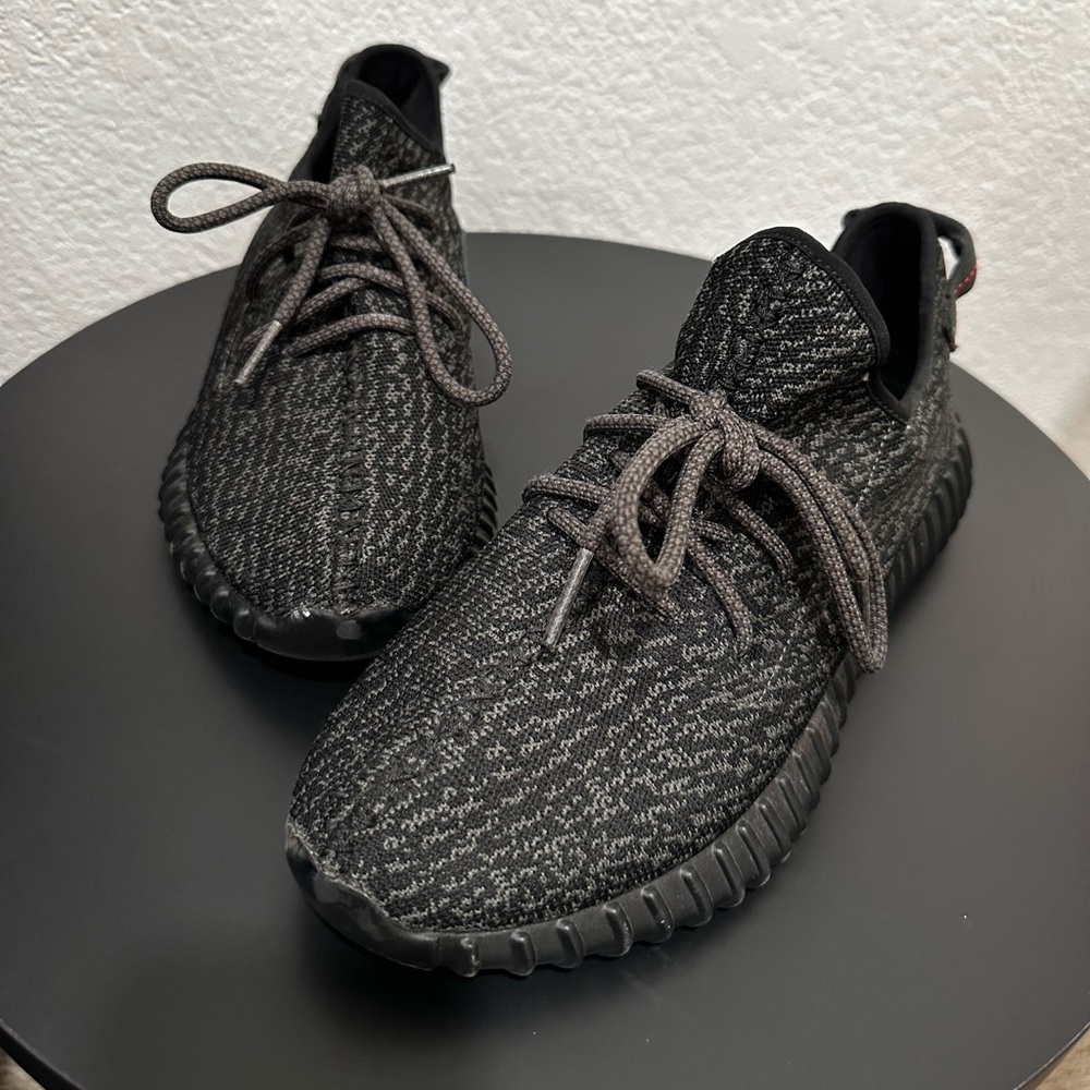 Black Yeezy Shoes Size Men’s 10